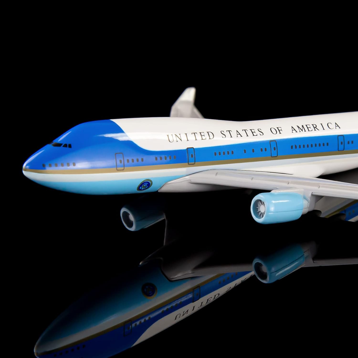Modelo de Avión de Juguete de  - Model Kit Store reseña y precio
