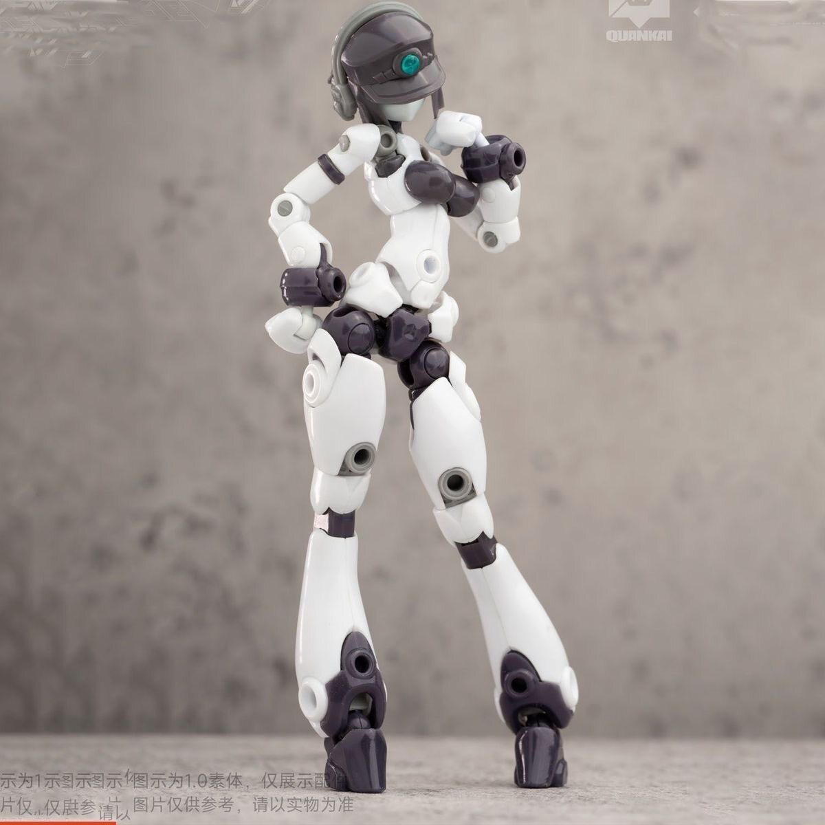 Figura de acción articulada de - Model Kit China reseña y precio